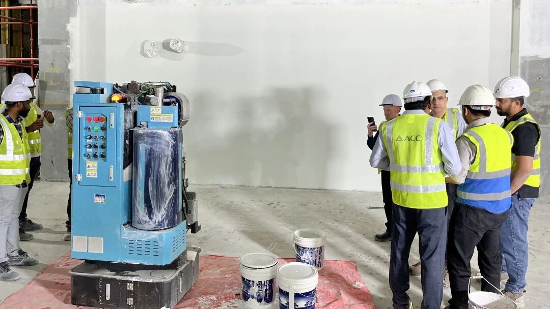 蔚建科技与中东巨头ACC达成建筑机器人施工合作，迪拜项目样板完成验收(图2)