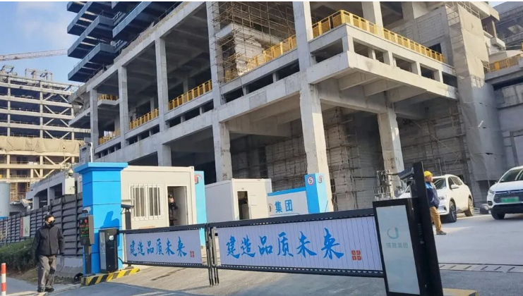 【 Project Case 】 Weijian High Wall Plastering Robot - Application in Pudong Development Shangcheng Science and Technology Innovation Intelligent Valley Project(图2)