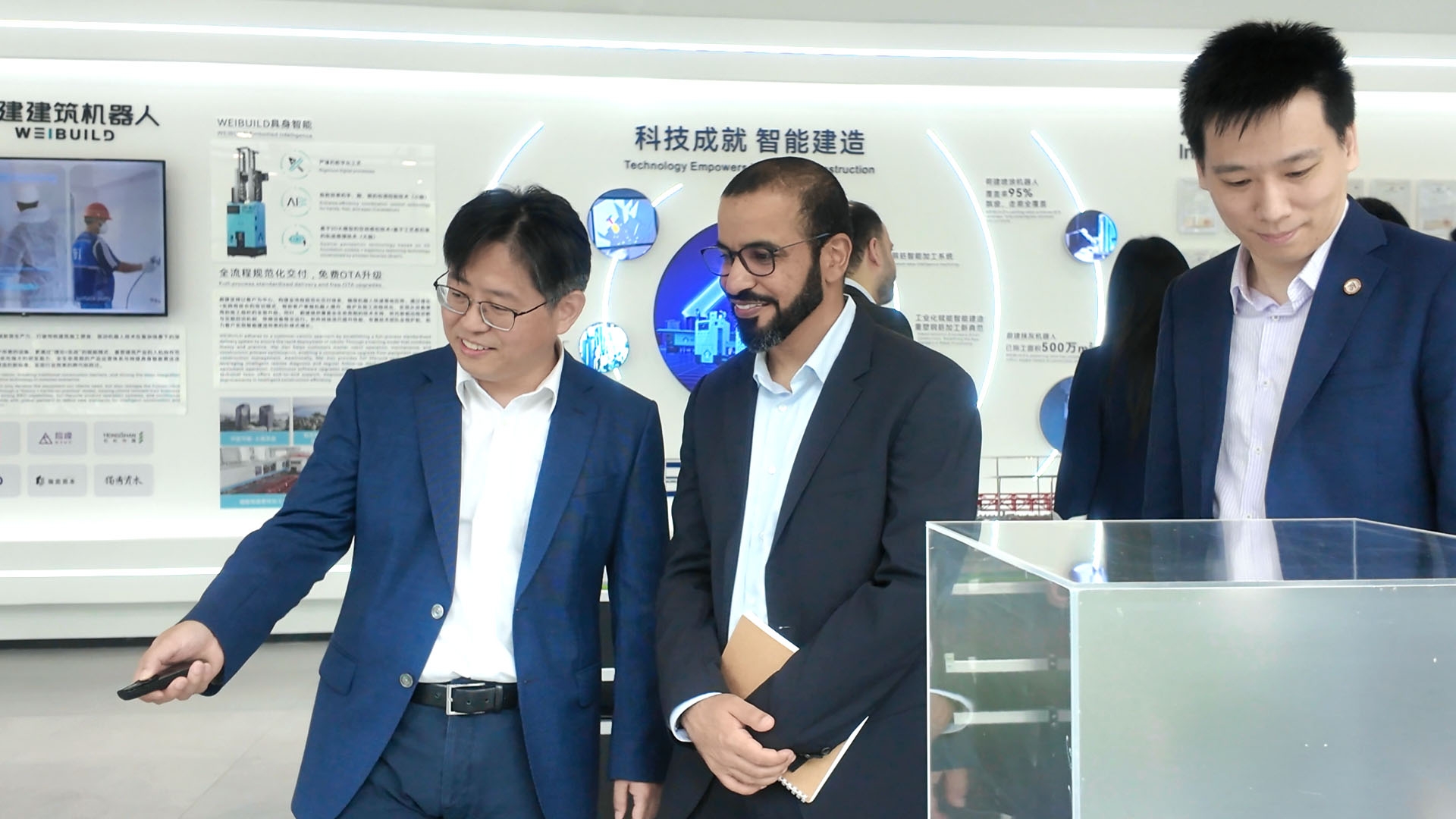 欢迎Modon Holding阿联酋代表团到访上海蔚建科技，共探建筑机器人区域合作新机遇！(图5)
